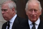 Royaume-Uni : le prince Andrew renonce à son titre royal sur fond de scandale Epstein