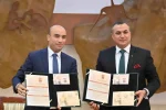 Chaib préside la cérémonie de lancement d’un timbre-poste commémorant la Journée nationale de l’émigration