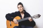 ENTRETIEN Souad Massi : « Si on laisse la parole aux fous furieux, on va vers une troisième guerre mondiale »